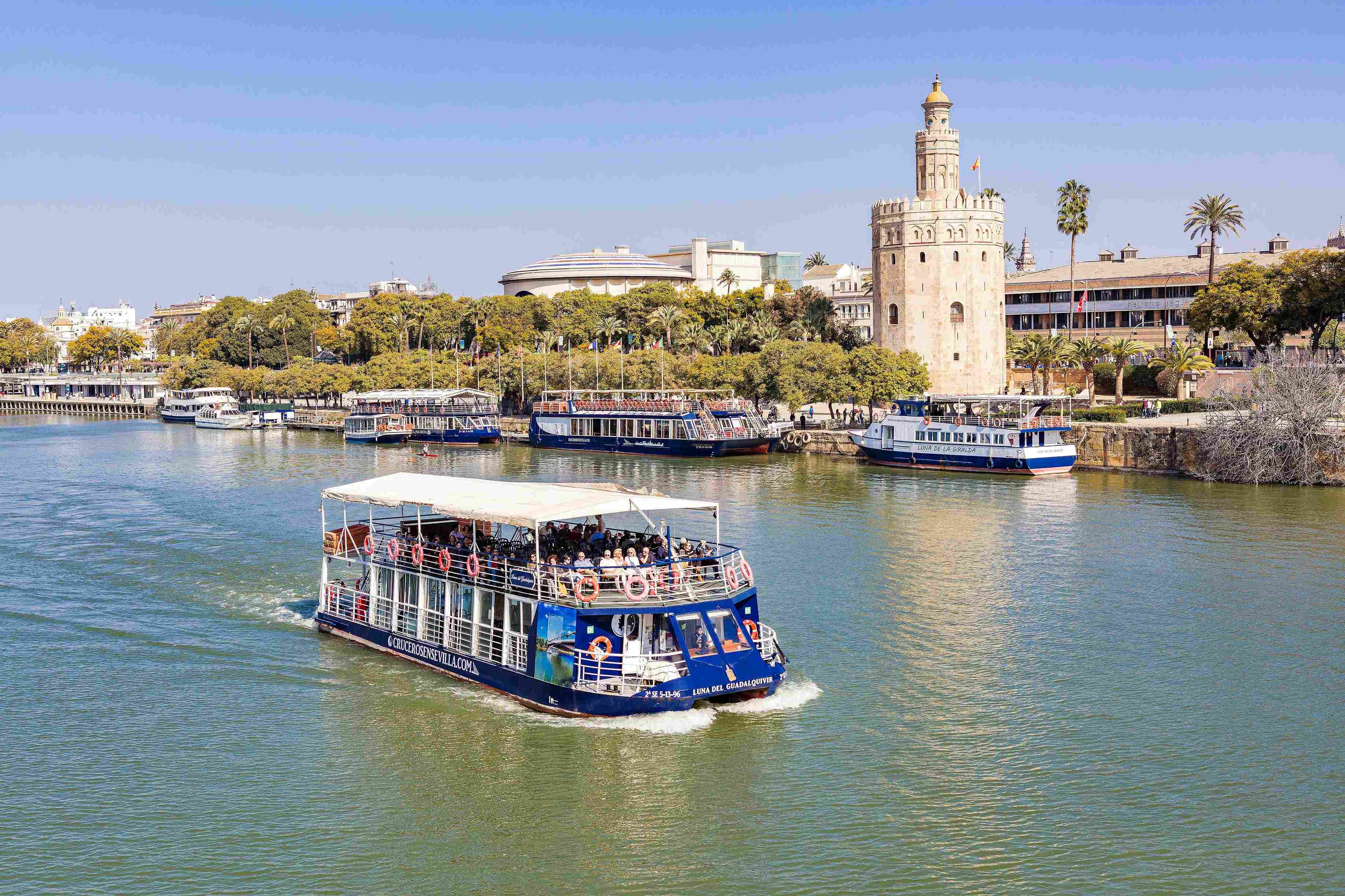 Cruceros Torre del Oro